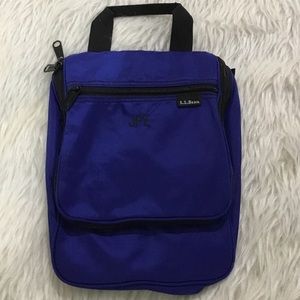 L.L. Bean blue small traveling organizer zipper bag